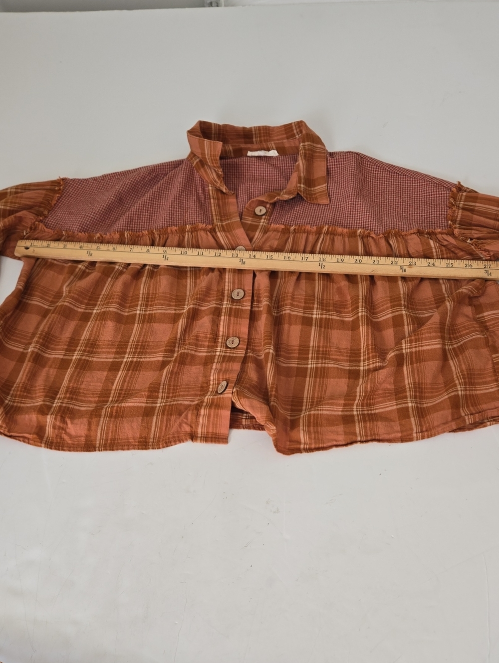 Promesa Cropped Button-Up Gingham Plaid Shirt size L - Picture 8 of 9